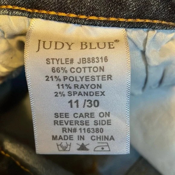 Judy Blue Buffalo plaid patched skinny fit jeans - Picture 4 of 5